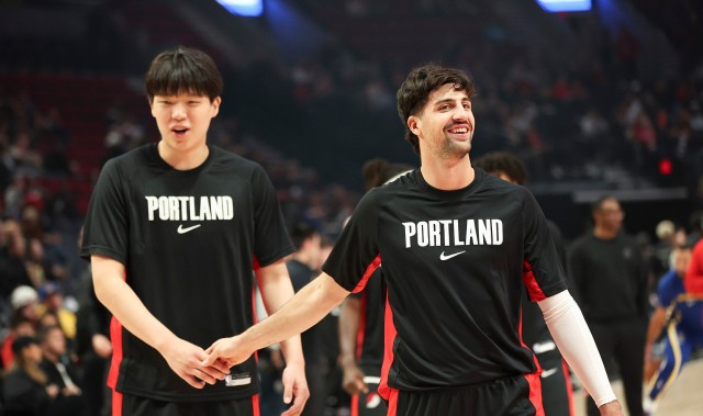 杨瀚森出战的比赛开拓者12-10&amp;最近8场7-1！小杨被DNP开拓者7-11