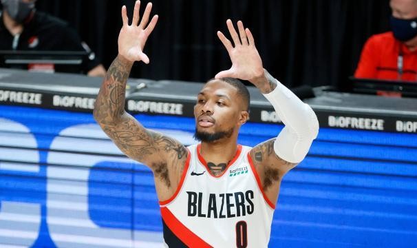 开云体育首页-忠诚不易！利拉德今夏或离队 一人一城终究是童话？